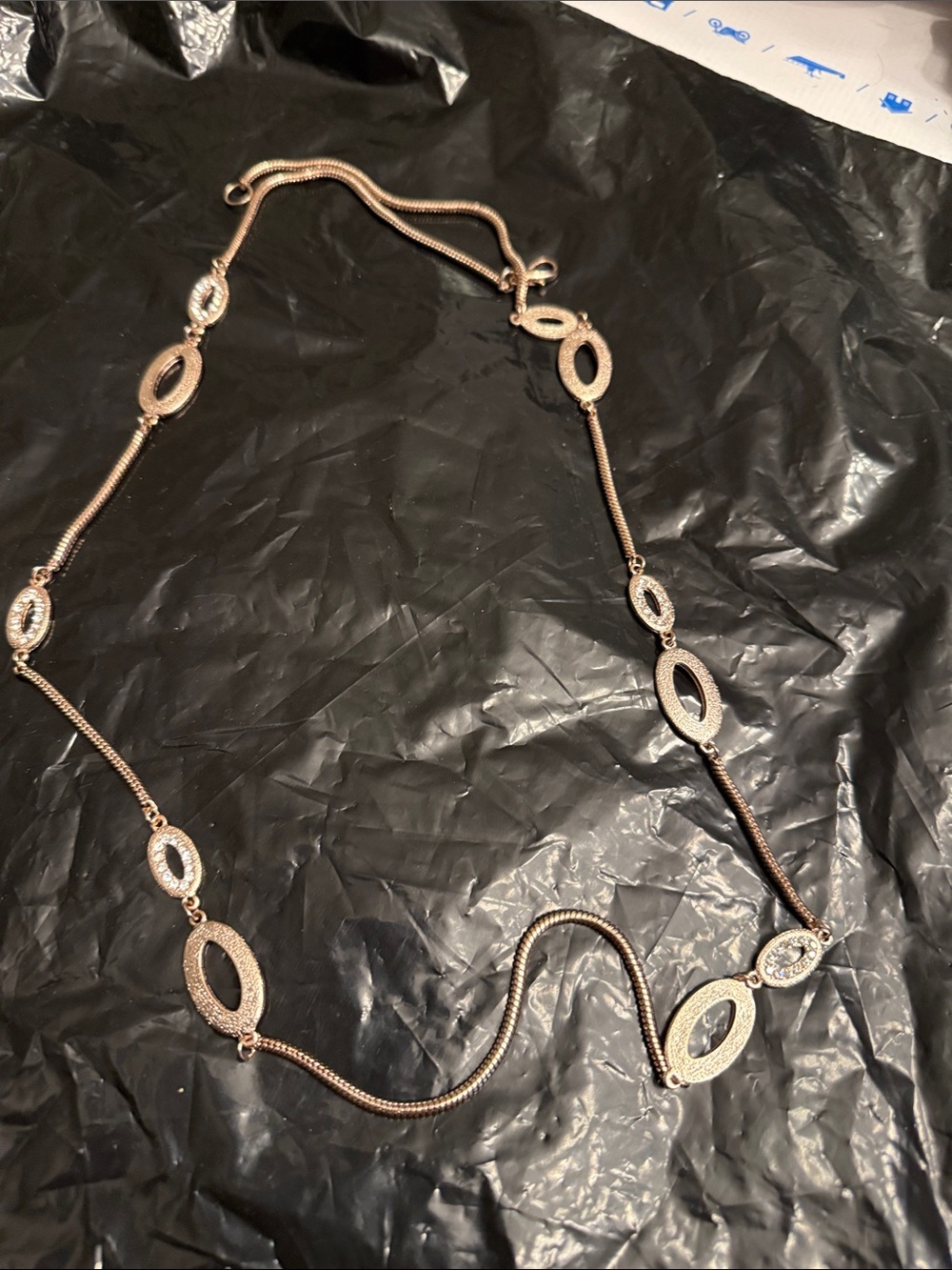 Francesca's Collections Rose Gold Oval Link Necklace with Pavé Accents